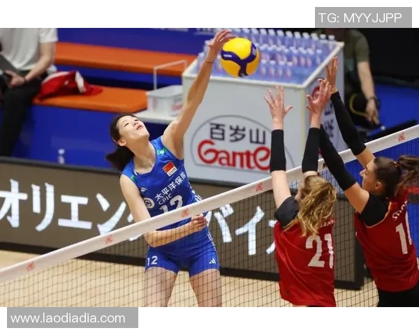 武汉网球队在总决赛积分榜上以55分稳居第一名展现强劲实力